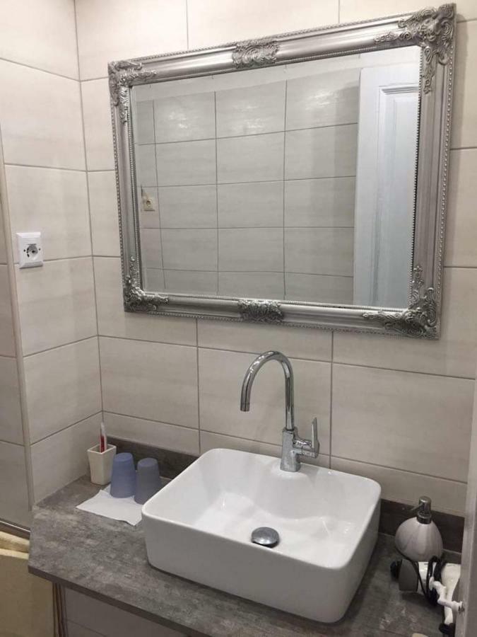 Apartment Max 4 Stars Rijeka Exterior foto